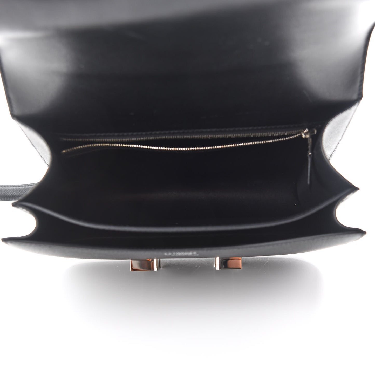 Epsom Horseshoe Enamel Constance 24 Black