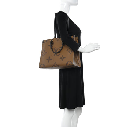 Louis Vuitton Reverse Monogram Giant Onthego MM 2 of 11