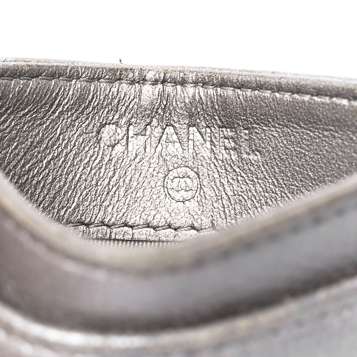 Chanel Metallic Caviar Quilted Card Holder Silver 5 of 10