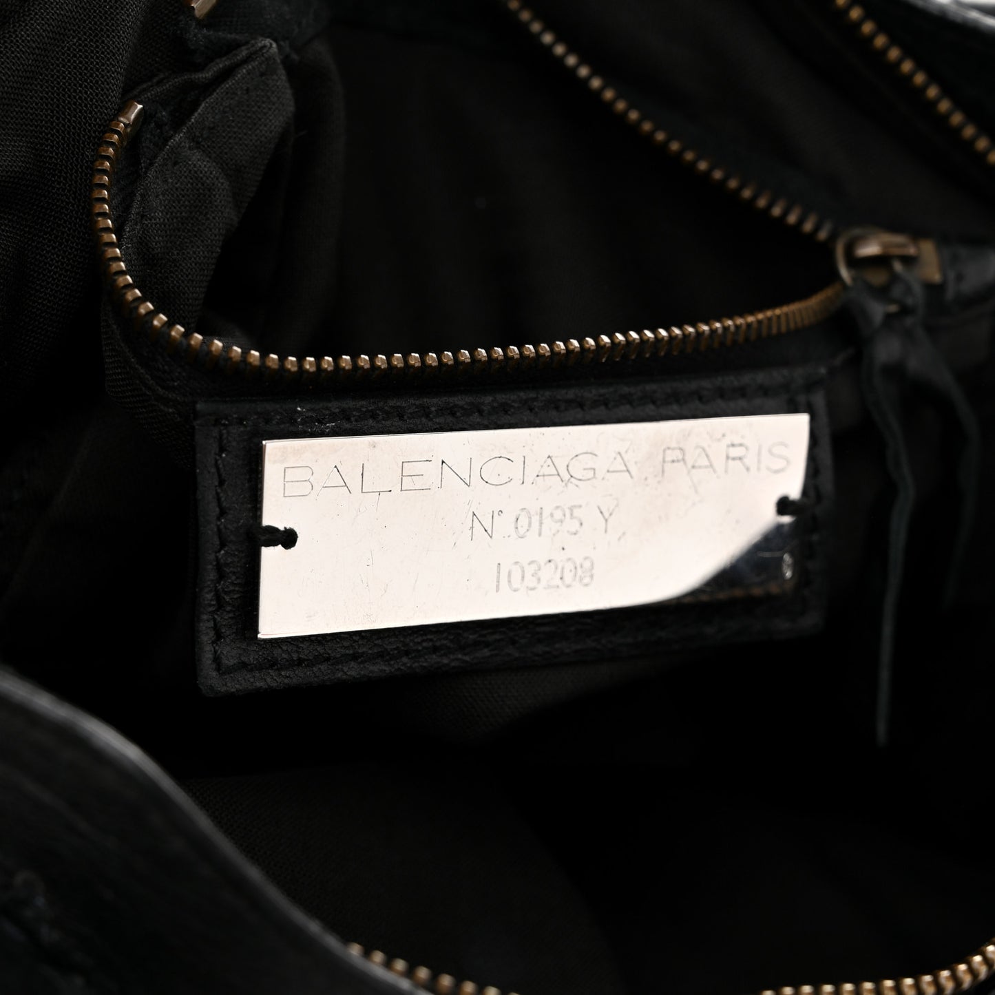 Chevre Classic Hardware First Black