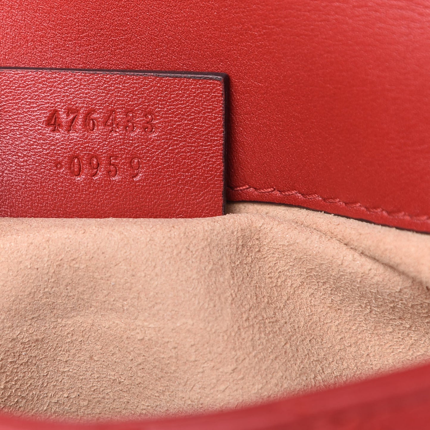 Calfskin Matelasse Super Mini GG Marmont Shoulder Bag Hibiscus Red