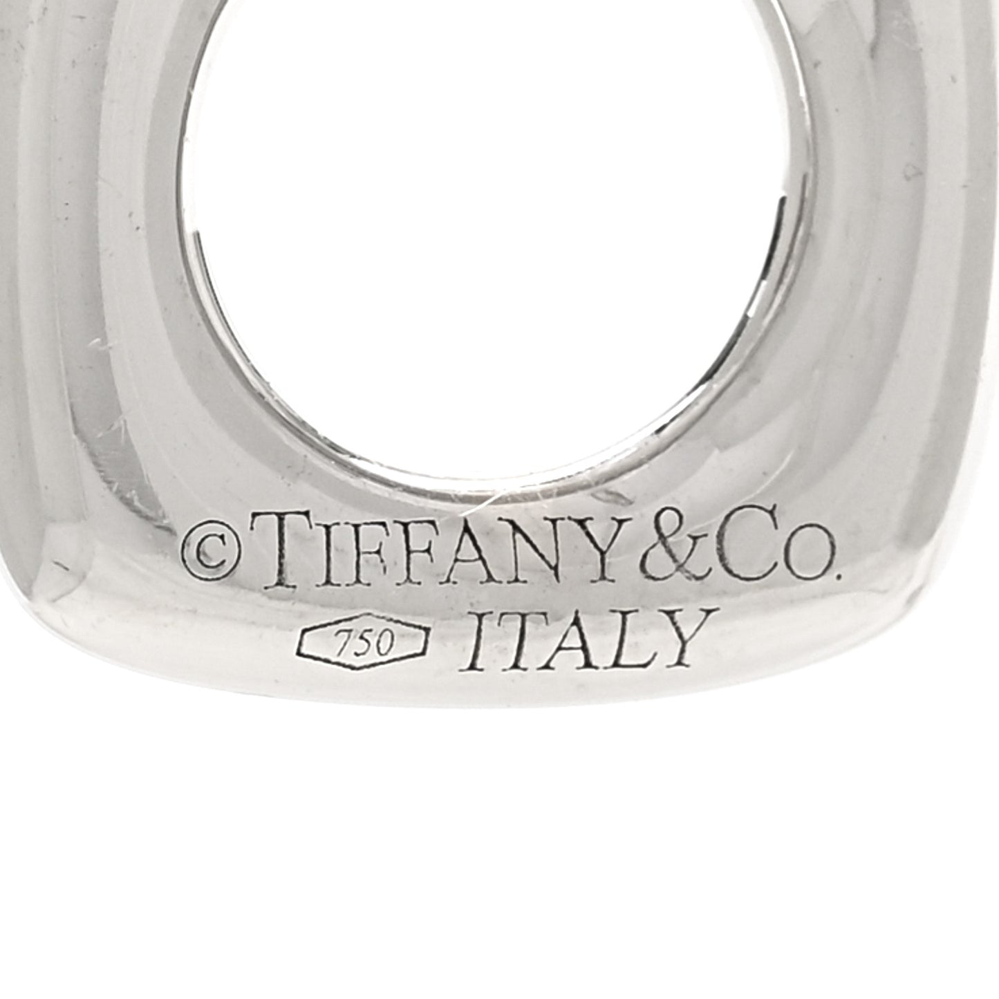 18K White Gold Diamond Cushion Necklace