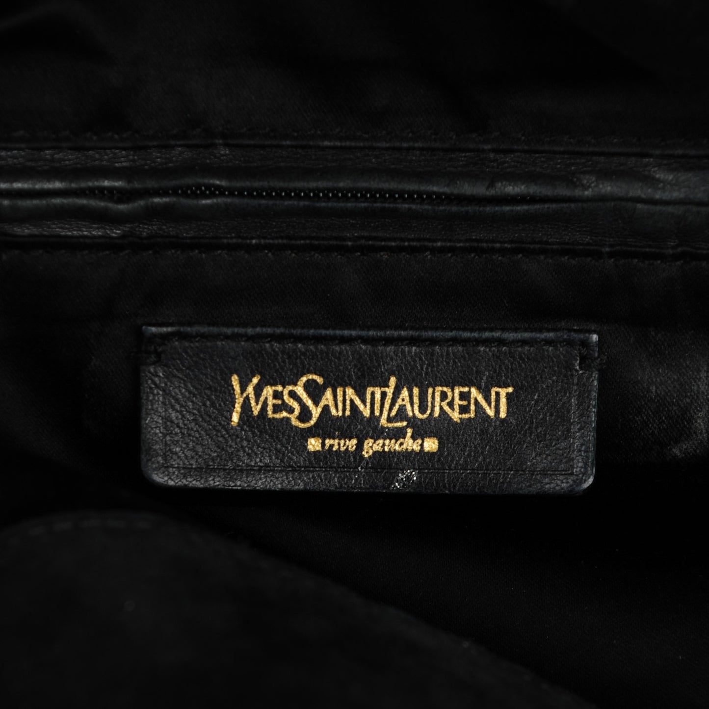 Patent Medium Downtown Black