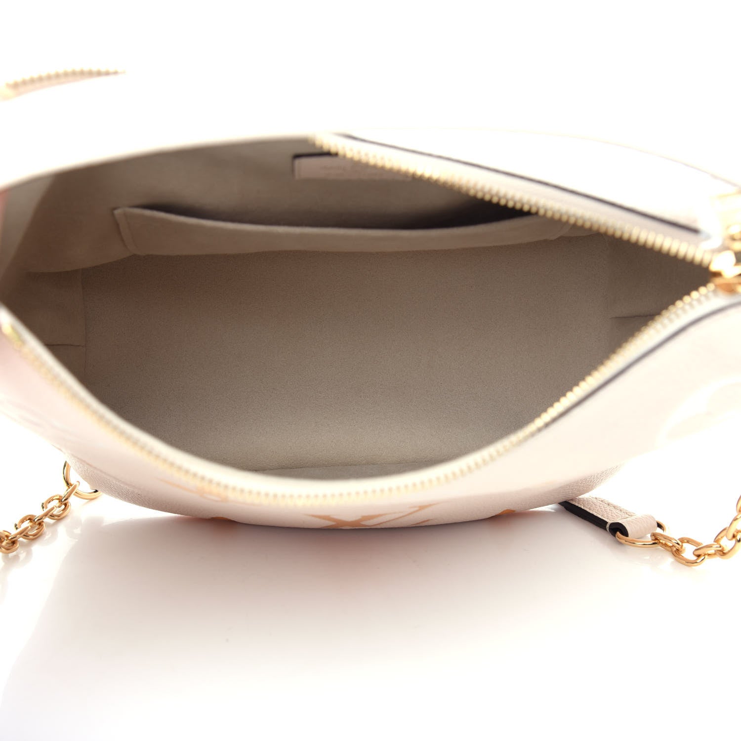 Louis Vuitton Empreinte Monogram Giant By The Pool Marshmallow Hobo Cream Saffron 5 of 10