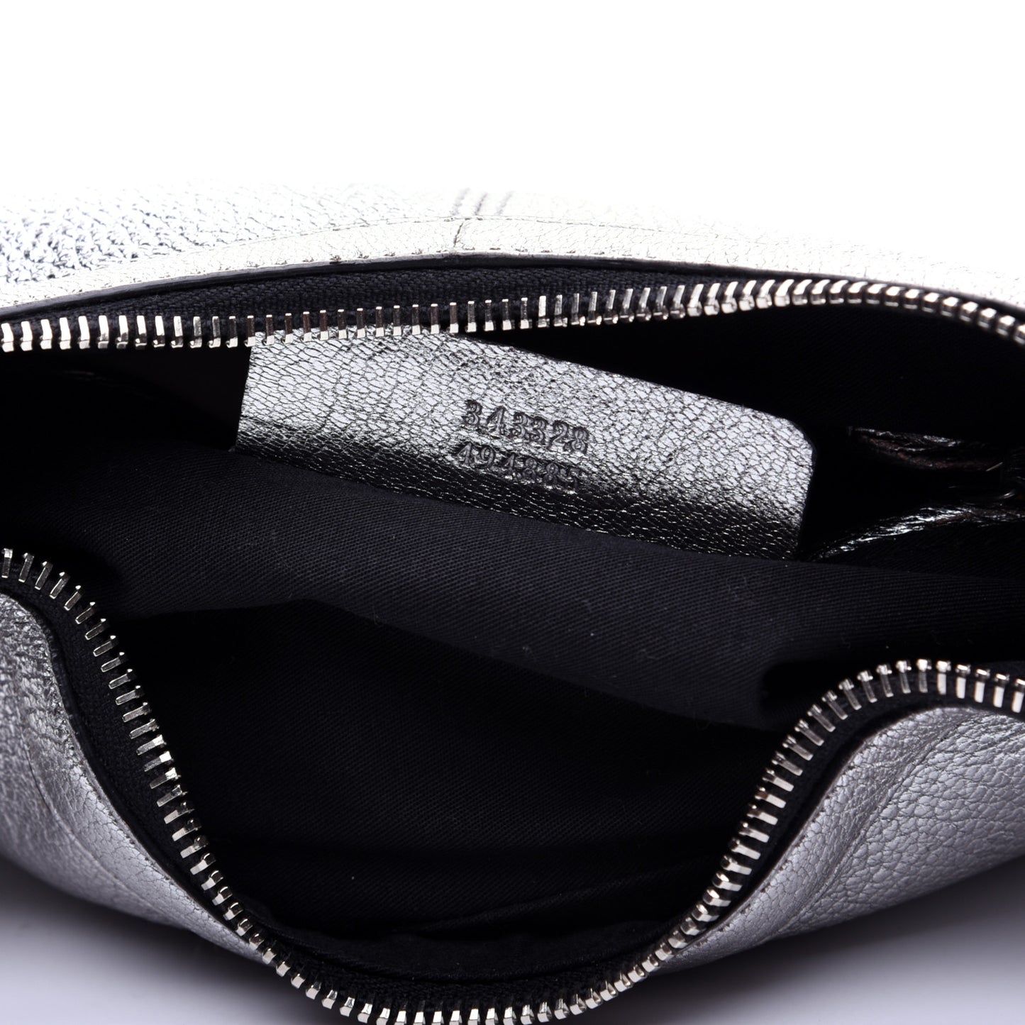 Metallic Lambskin De Manta Clutch Gun