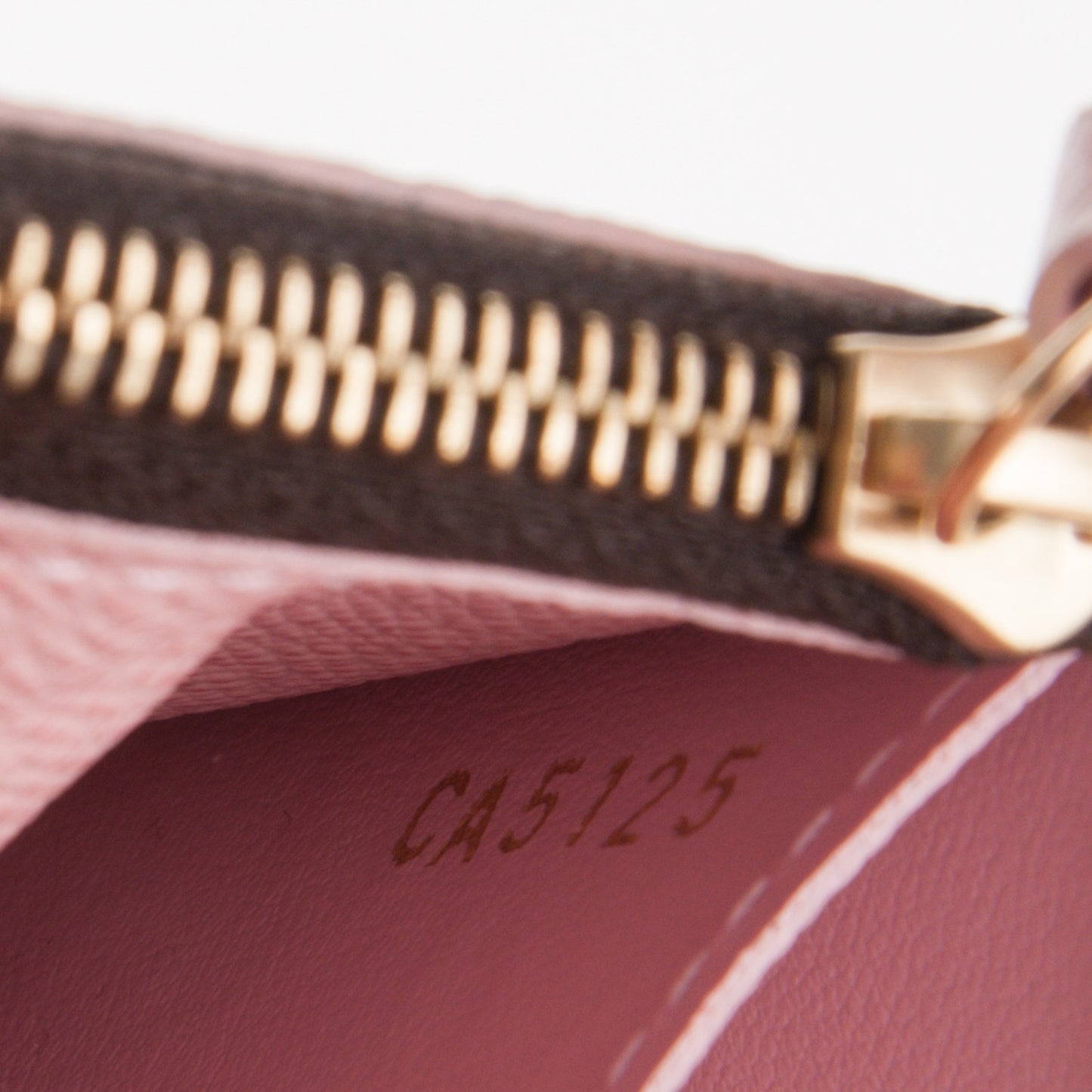 Damier Ebene Caissa Wallet Rose Ballerine