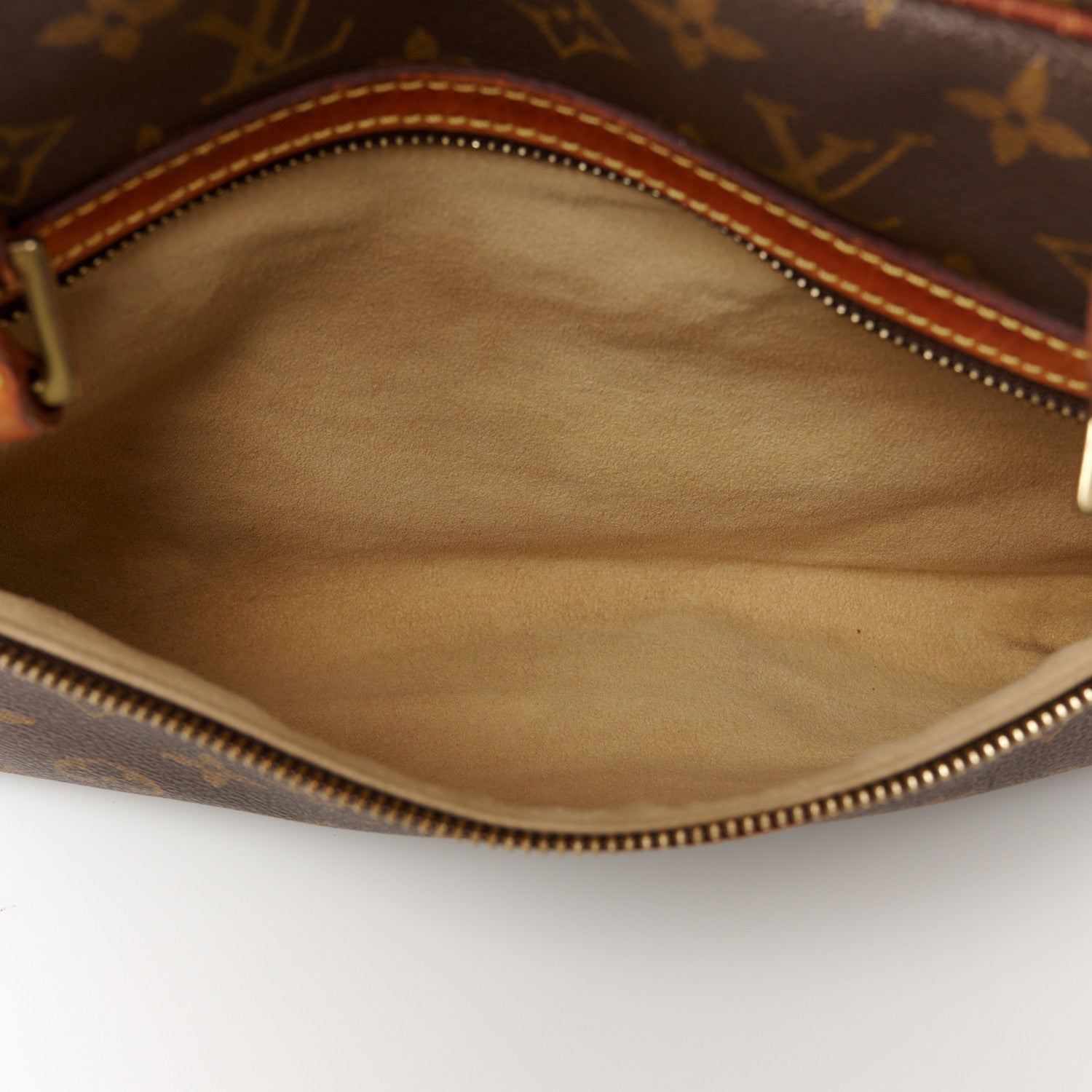 Louis Vuitton Monogram Cite GM 11 of 16