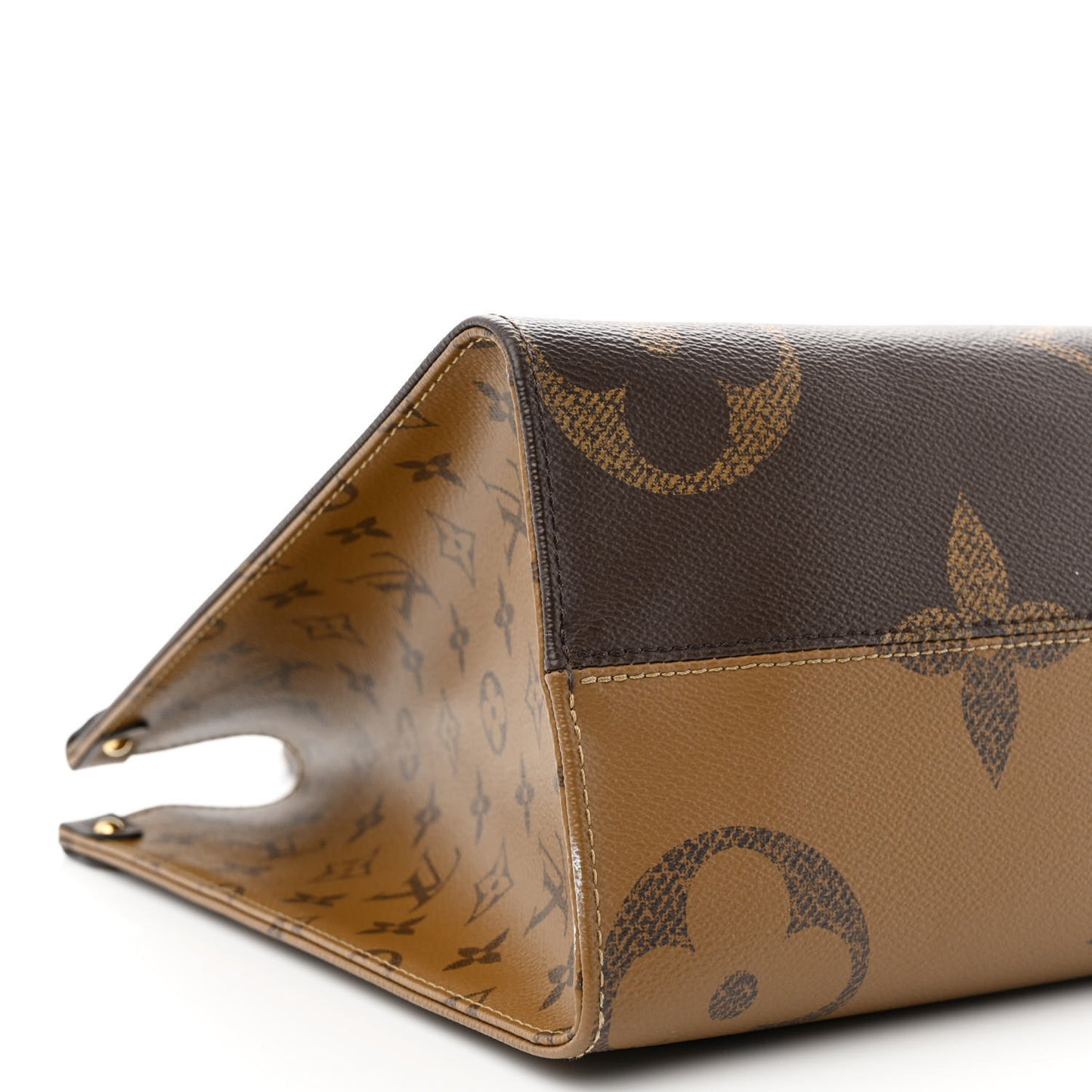 Reverse Monogram Giant Onthego MM