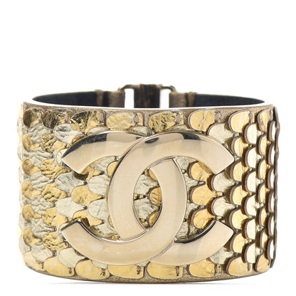 Chanel Metallic Goatskin Lambskin Calfskin CC Scales Cuff M Gold 1 of 5