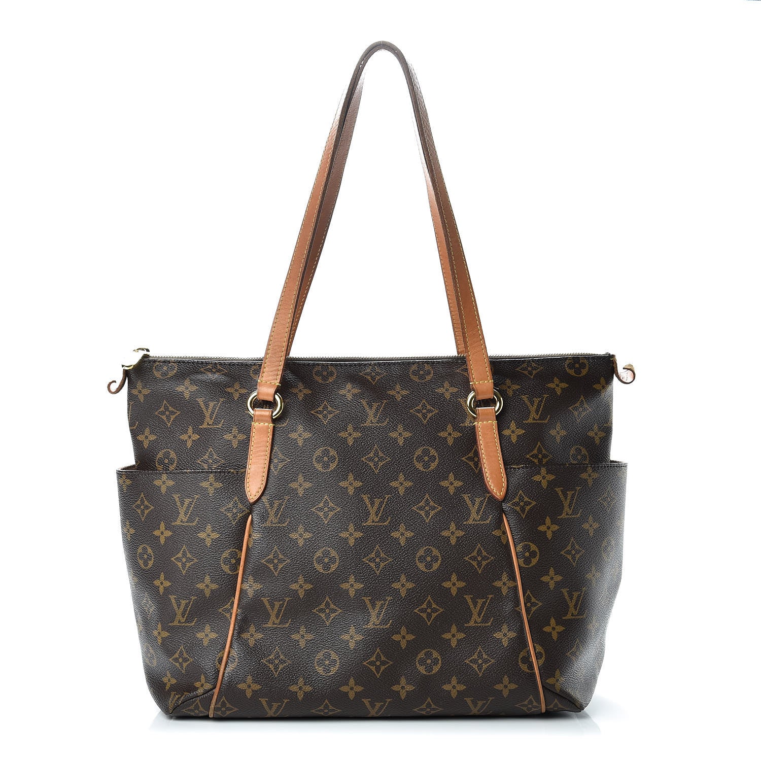 Louis Vuitton Monogram Totally MM 1 of 20