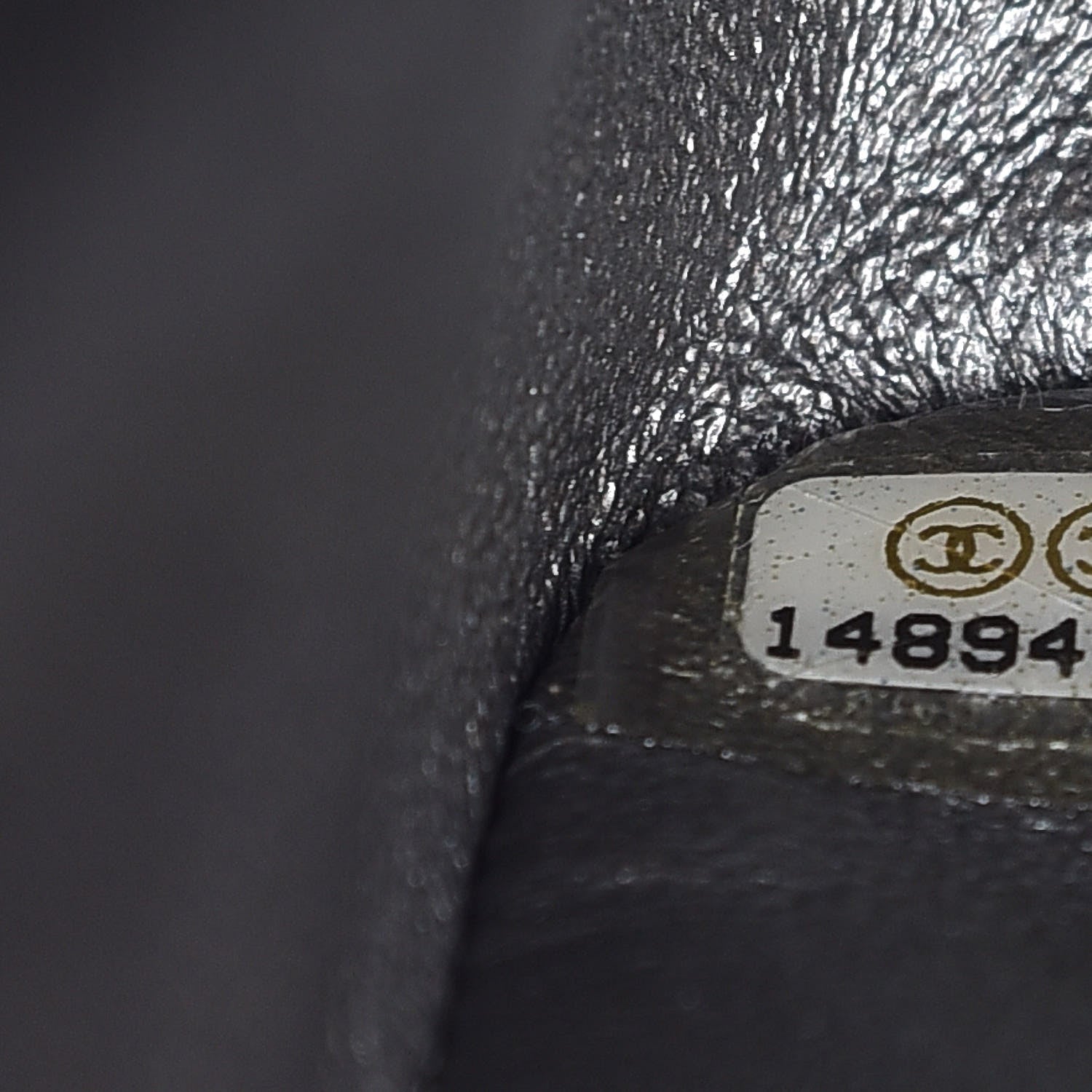 Chanel Metallic Aged Calfskin 2.55 Reissue 226 Flap Silver 9 of 12