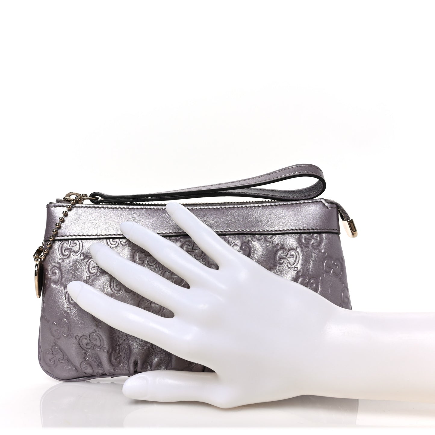 Metallic Soft Guccissima Heart Wristlet Senanque