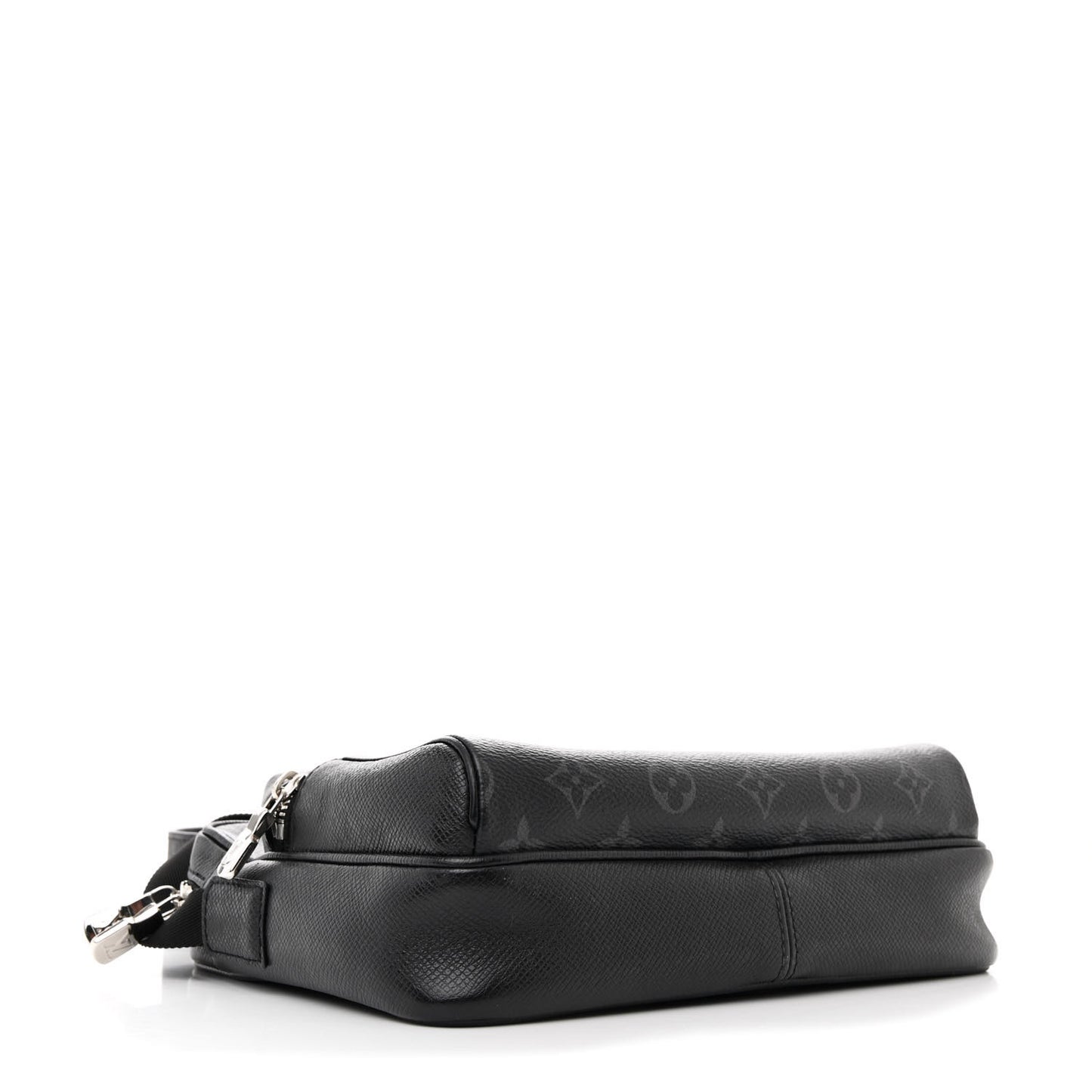 Taiga Monogram Eclipse Outdoor Messenger Black