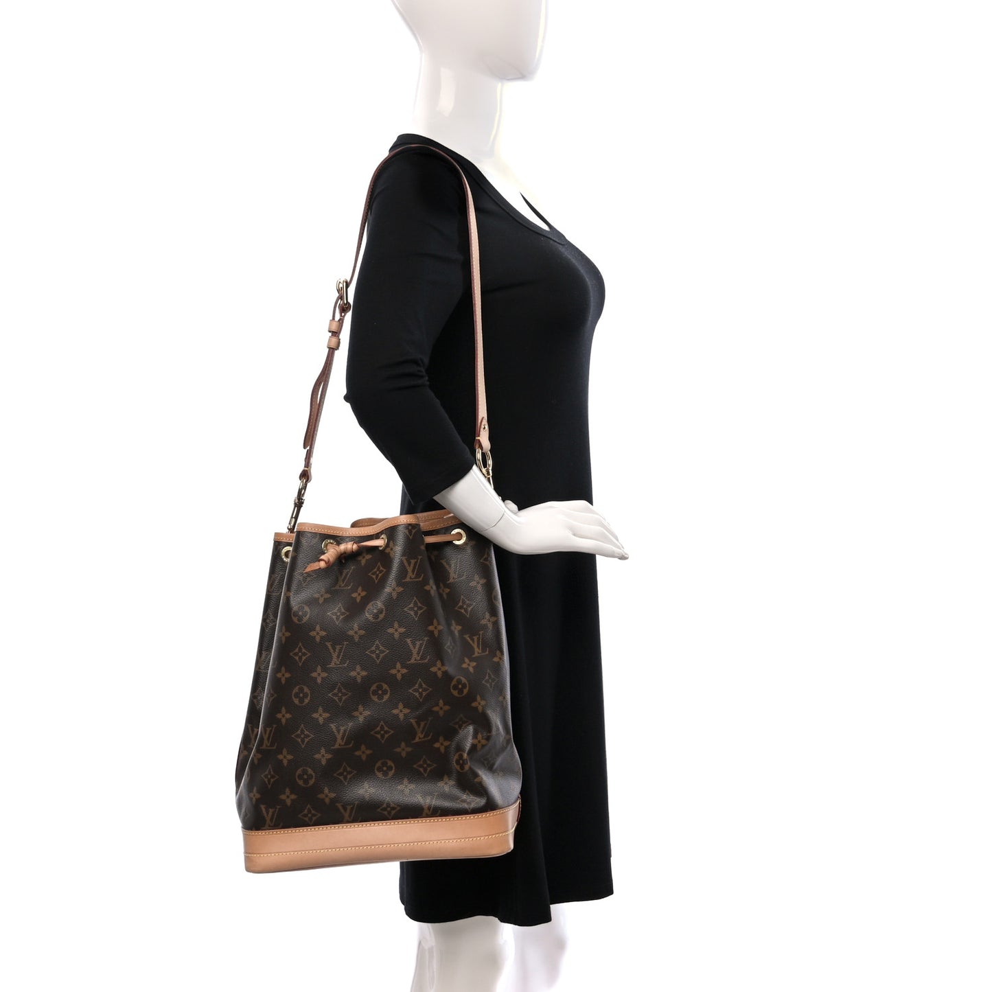 Monogram Noe