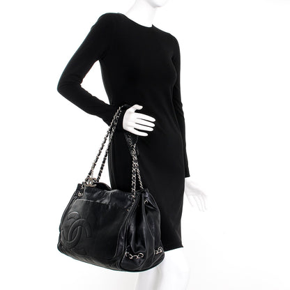 Chanel Calfskin Diagonal Ligne Tote Black 2 of 15