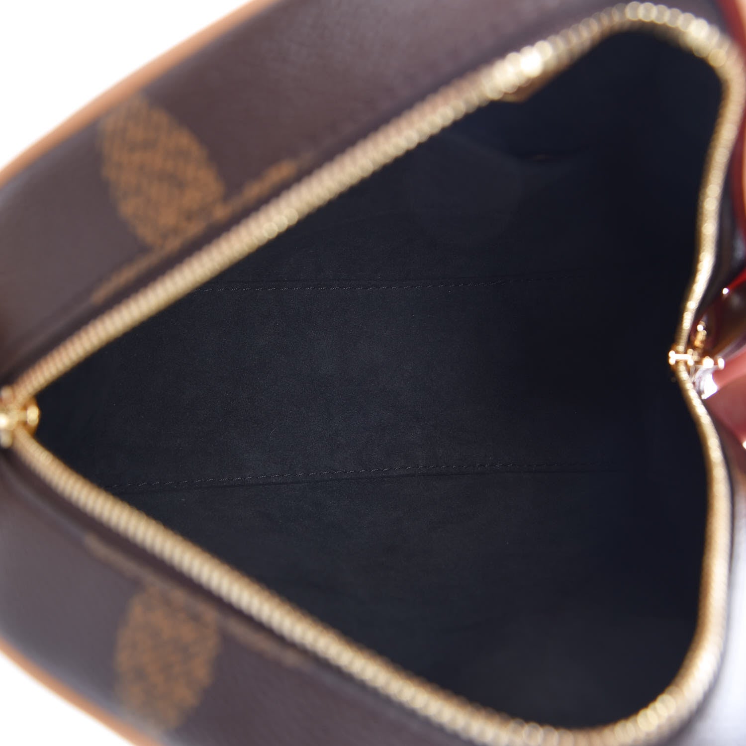 Louis Vuitton Reverse Monogram Giant Boite Chapeau Souple 5 of 9