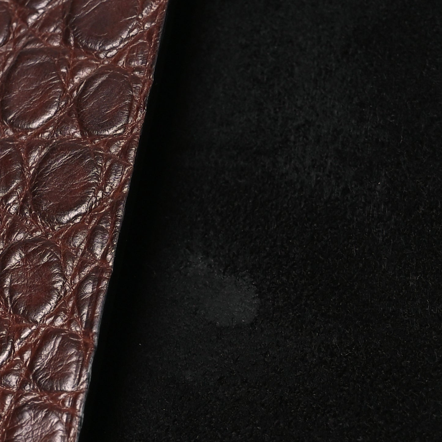 Alligator Passport Holder Brown