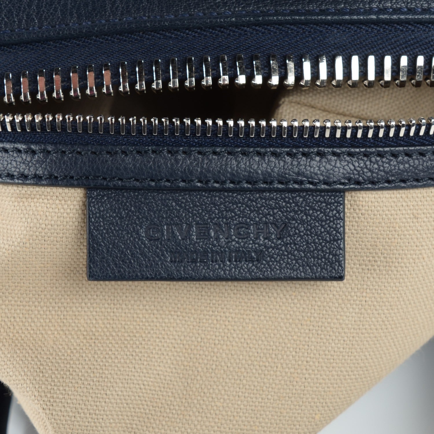 Givenchy Sugar Goatskin Small Antigona Night Blue 6 of 7