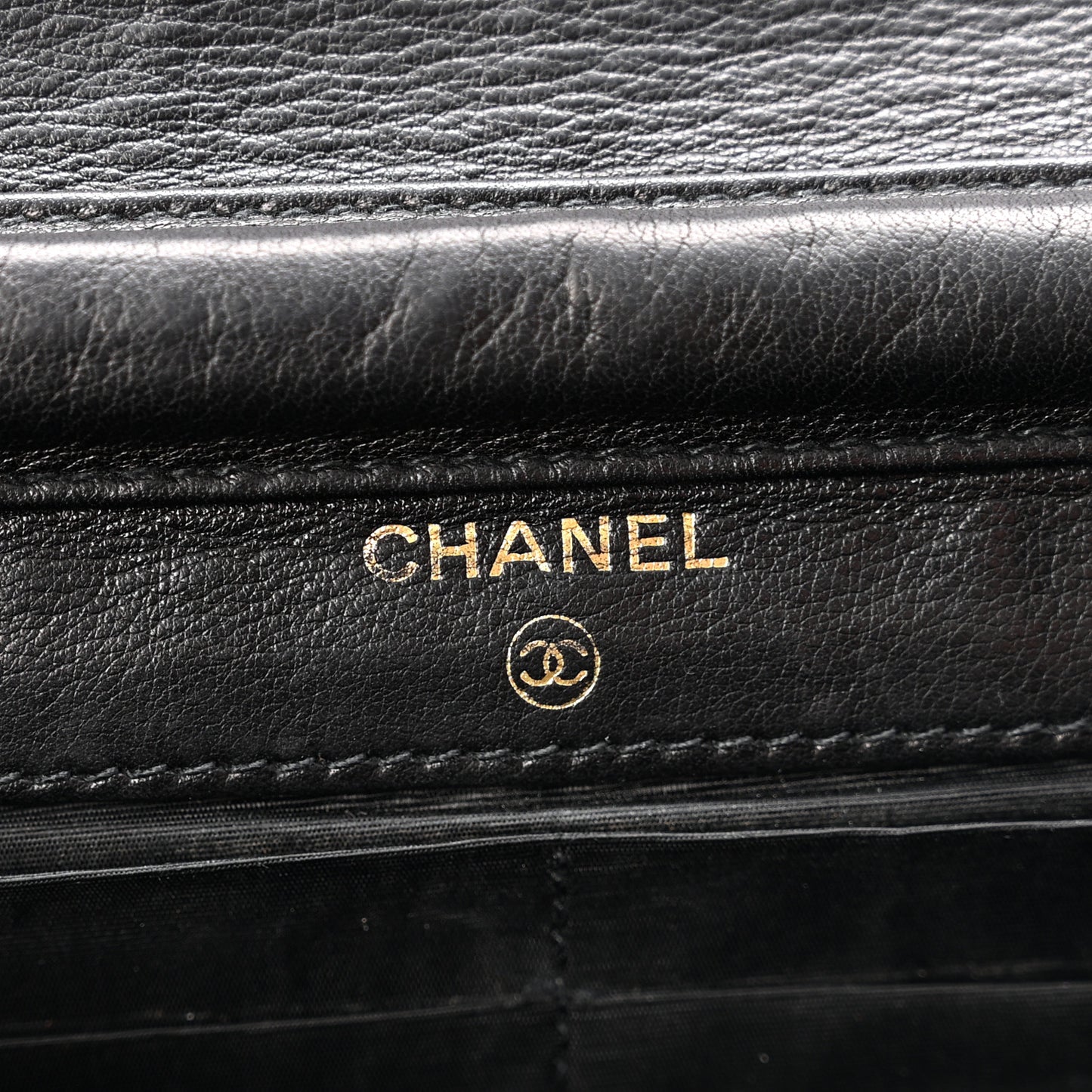 Lambskin Timeless CC Wallet On Chain WOC Black
