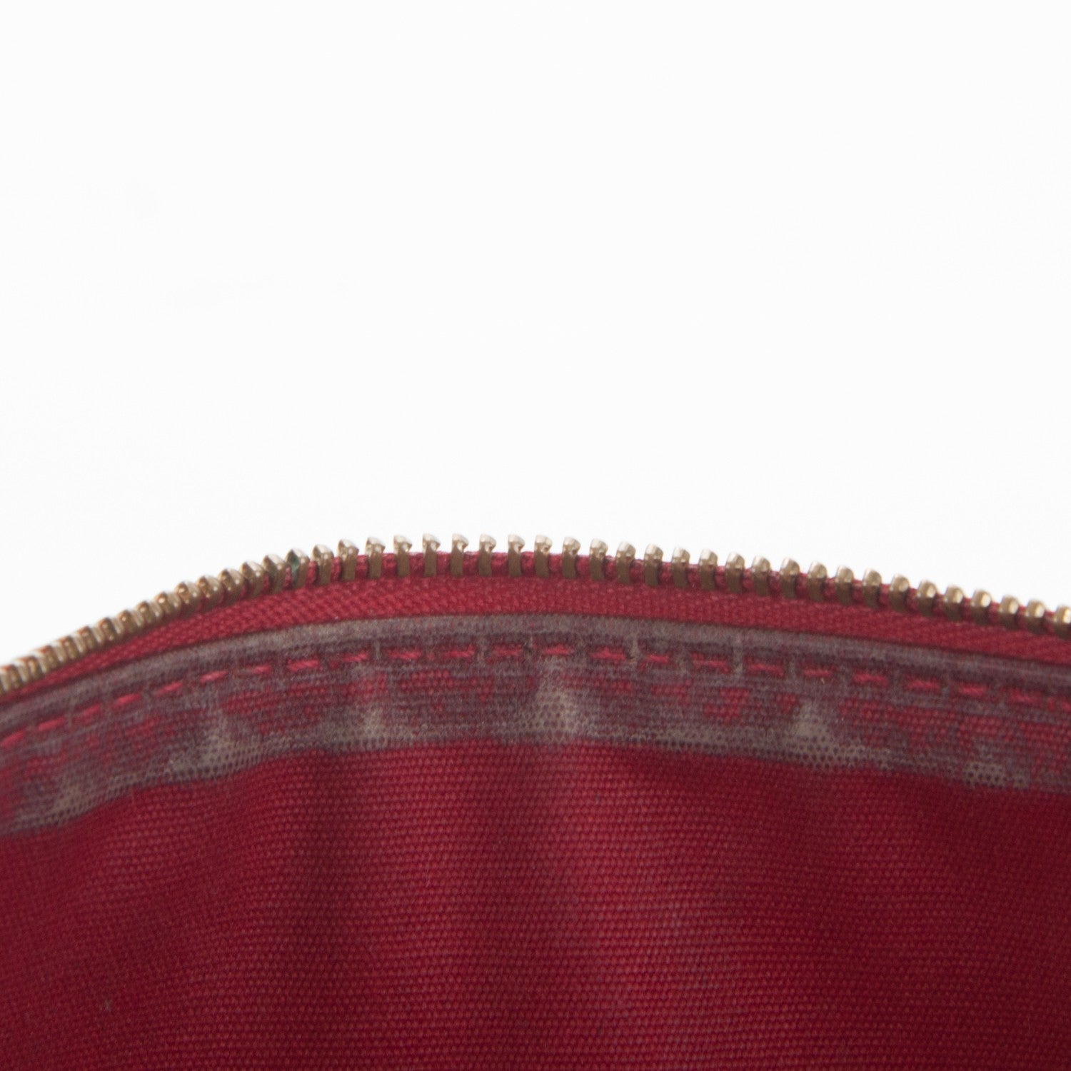 Louis Vuitton Vernis Pochette Accessories NM Pomme d'Amour 8 of 9