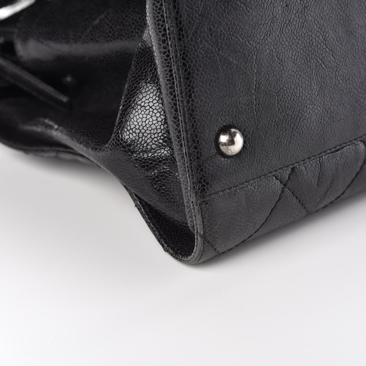Chanel Crumpled Grained Calfskin Quilted CC Crave Tote Black 11 of 13