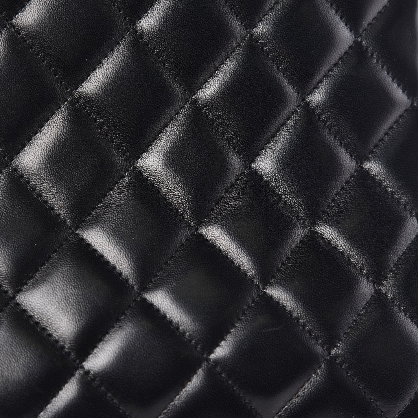 Lambskin Quilted Maxi Single Flap Black