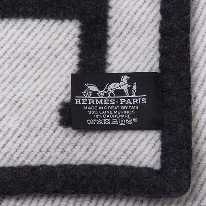 Hermes Wool Cashmere Avalon Blanket Ecru Gris Fonce 3 of 3