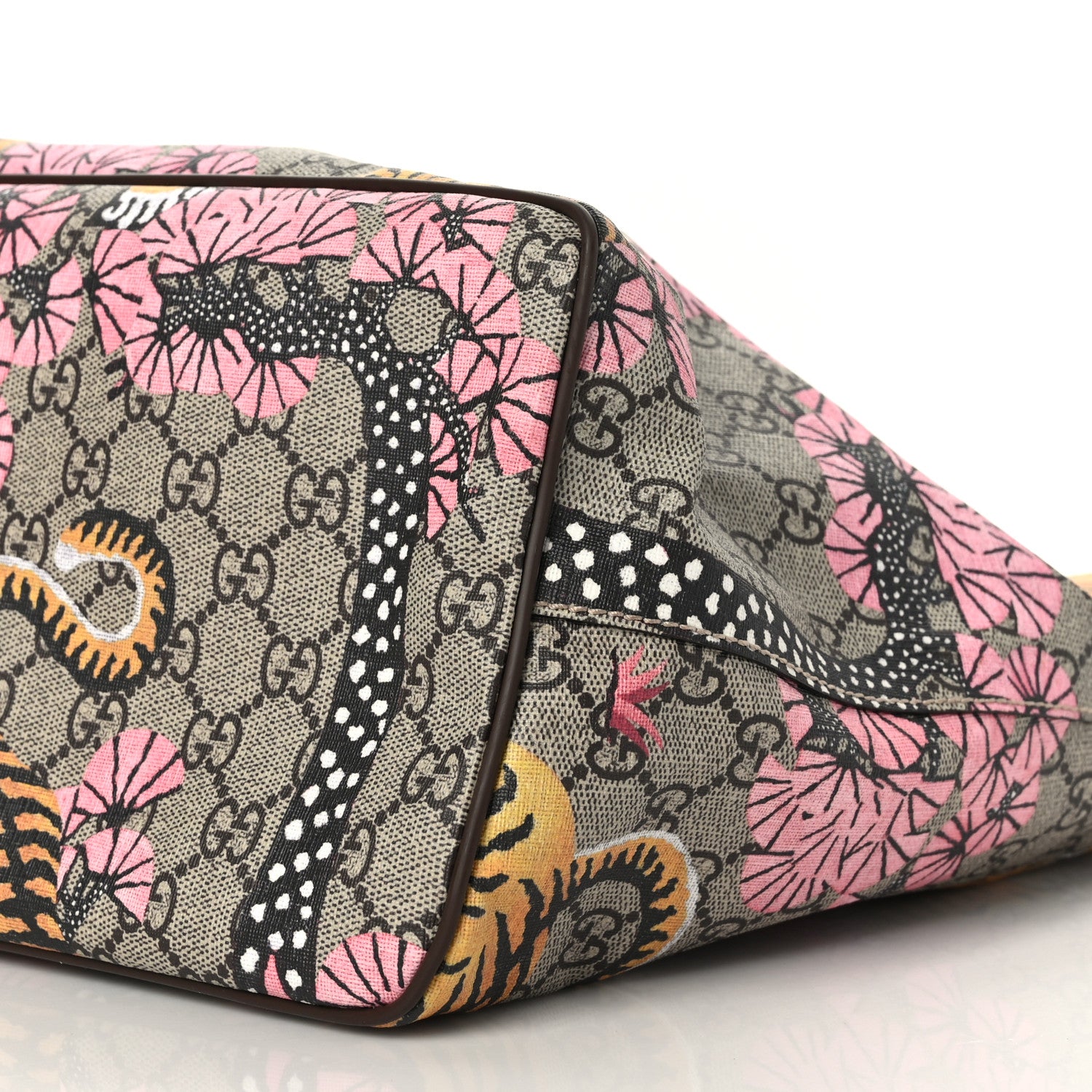 Gucci Soft GG Supreme Monogram Bengal Medium Crossbody Tote Beige Pink 9 of 10