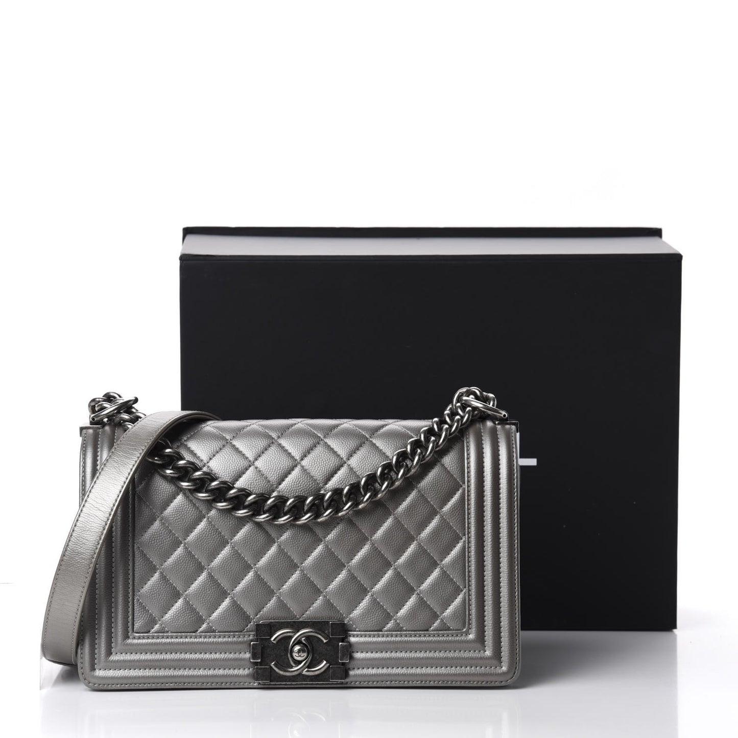 Metallic Caviar Quilted Medium Boy Flap Silver
