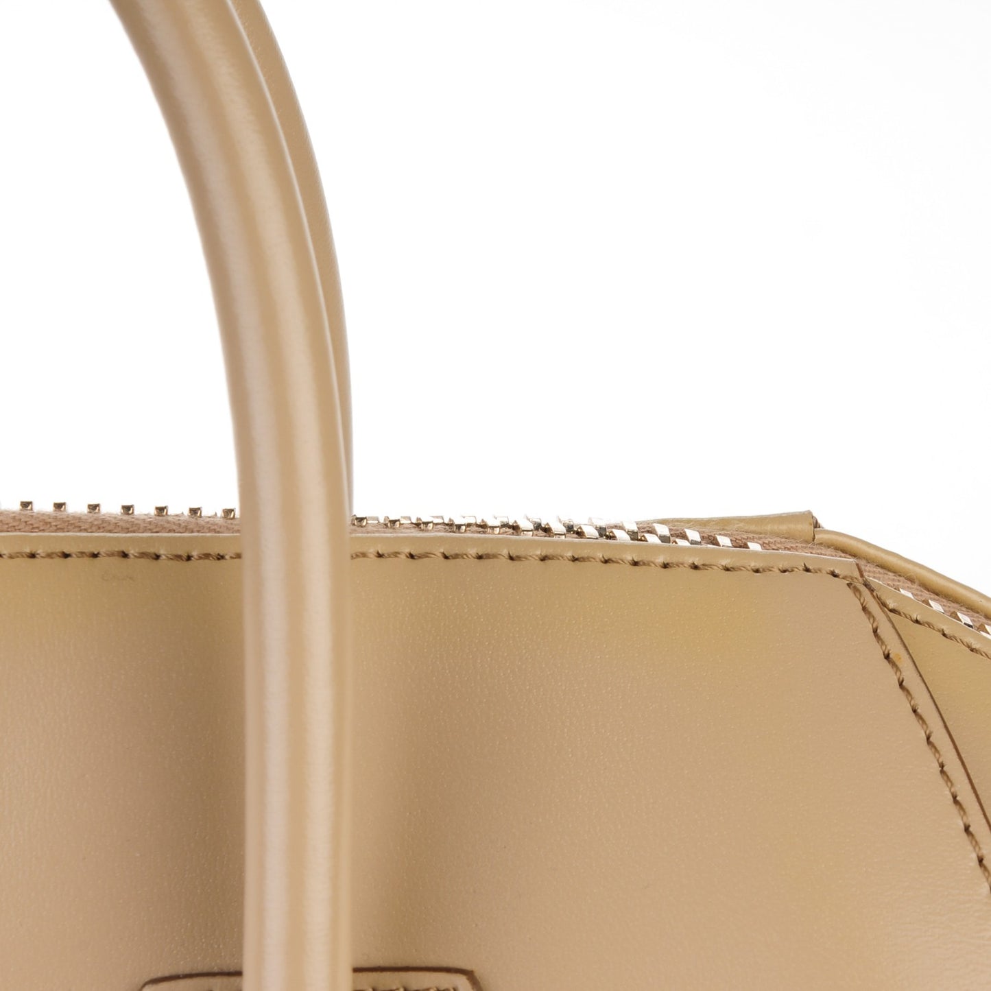 Shiny Lord Calfskin Medium Antigona Dark Beige