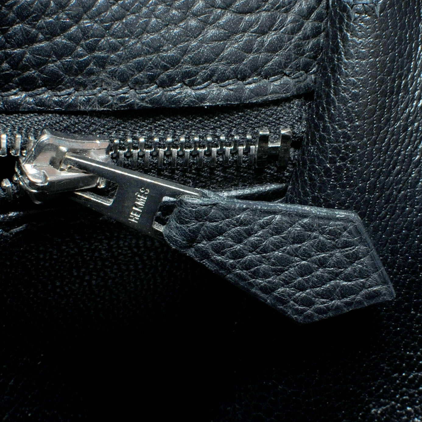 Togo Kelly 32 Rigide Black