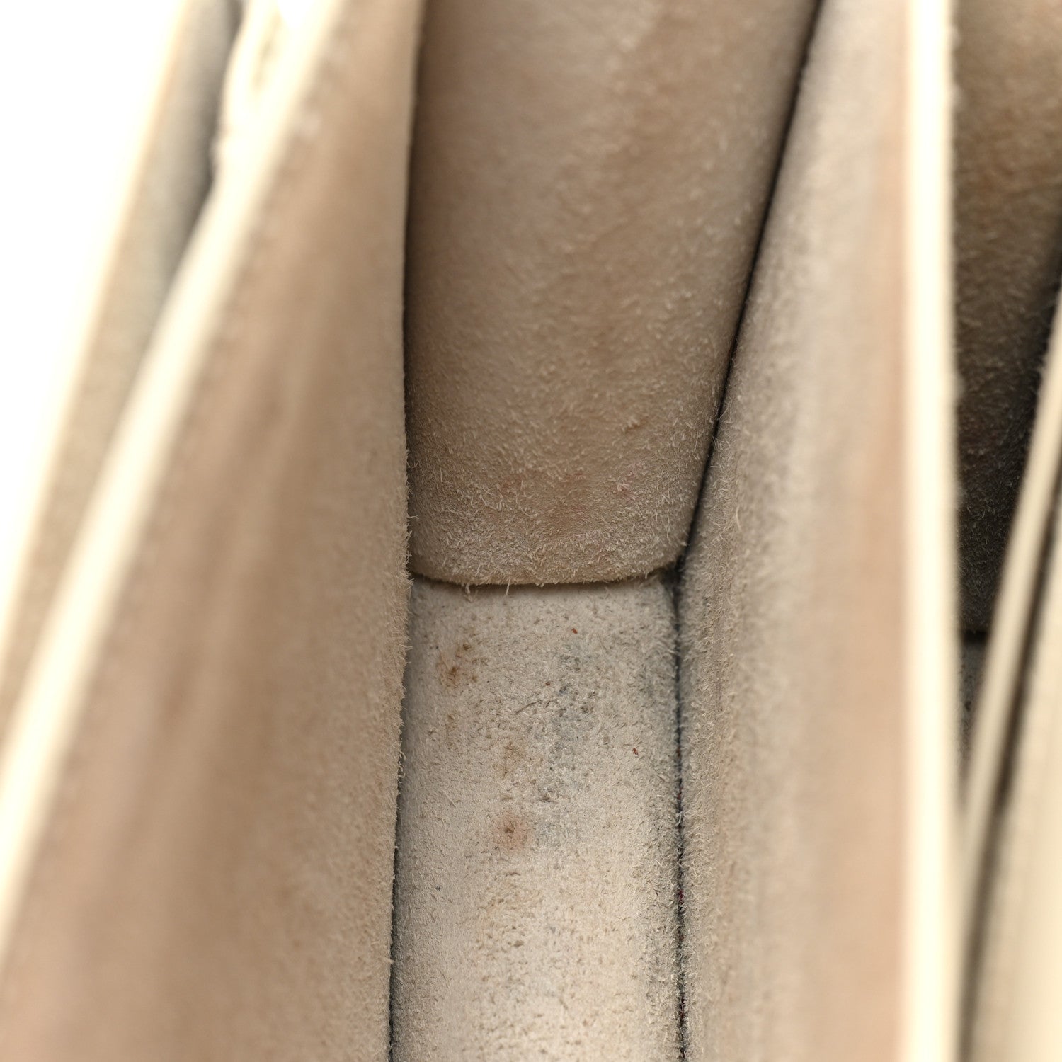 Saint Laurent Calfskin Medium Monogram Sunset Crema Soft 14 of 25