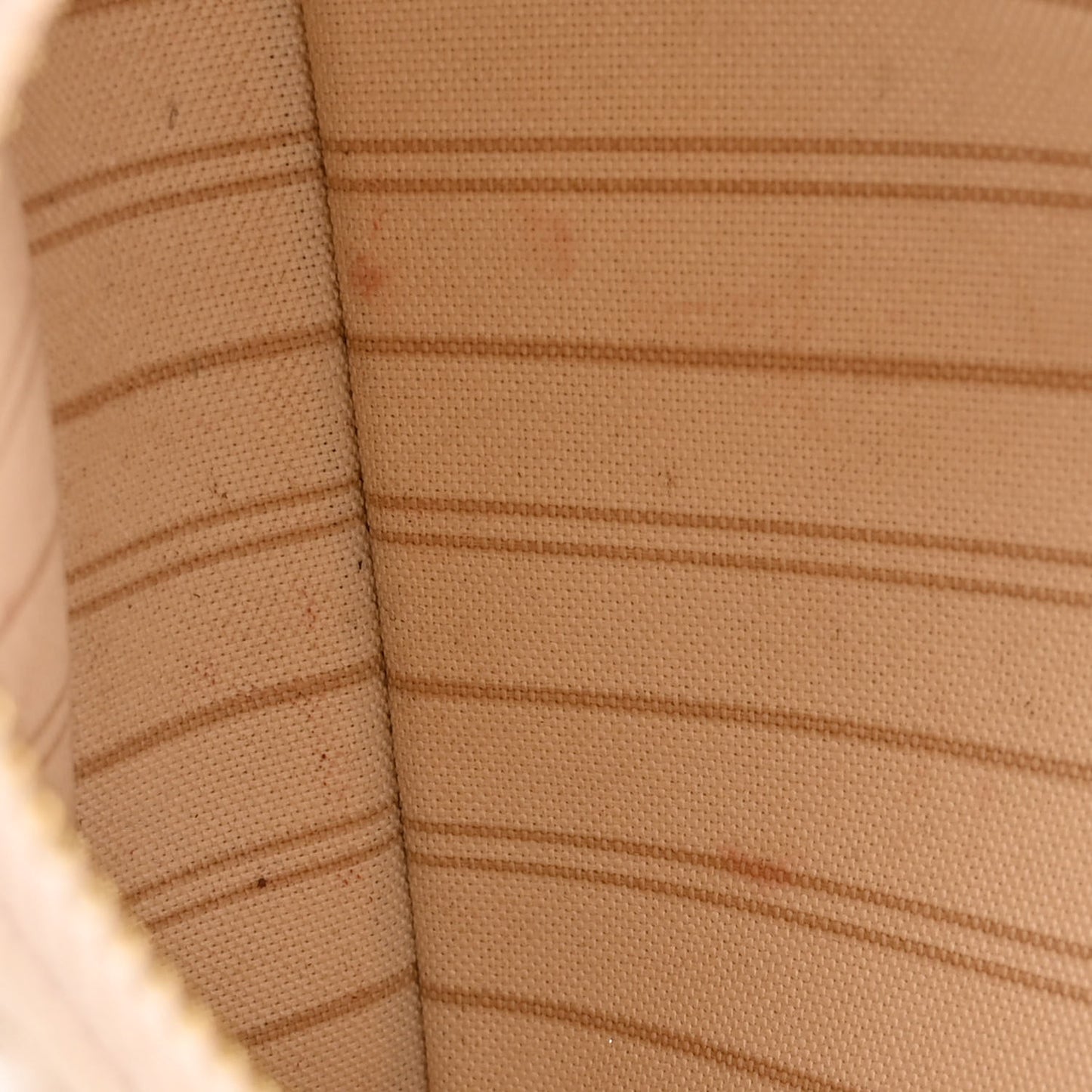 Empreinte Easy Pouch On Strap Cream