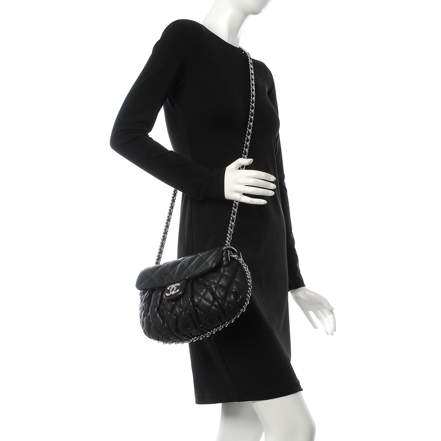 Washed Lambskin Quilted Medium Chain Around Messenger Black