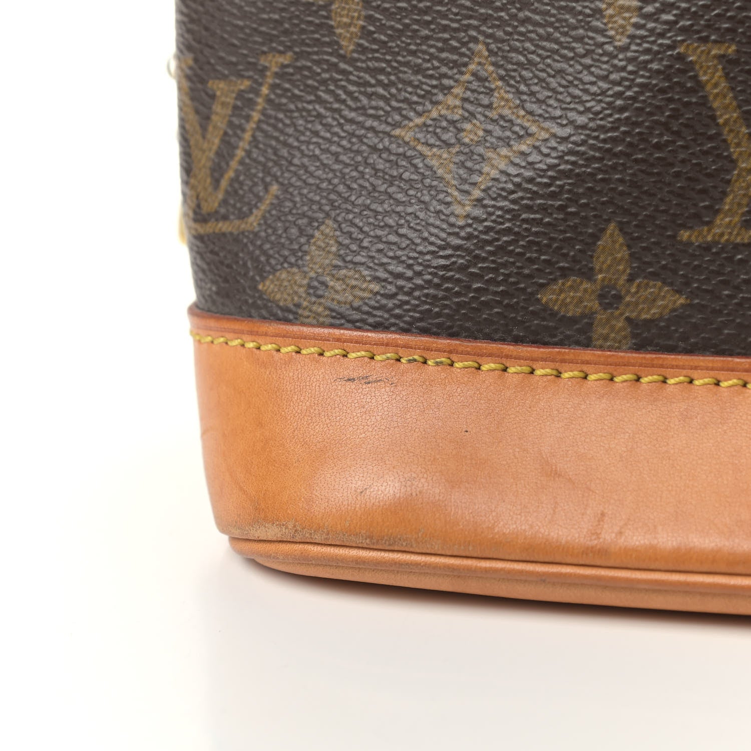 Louis Vuitton Monogram Alma PM 6 of 12