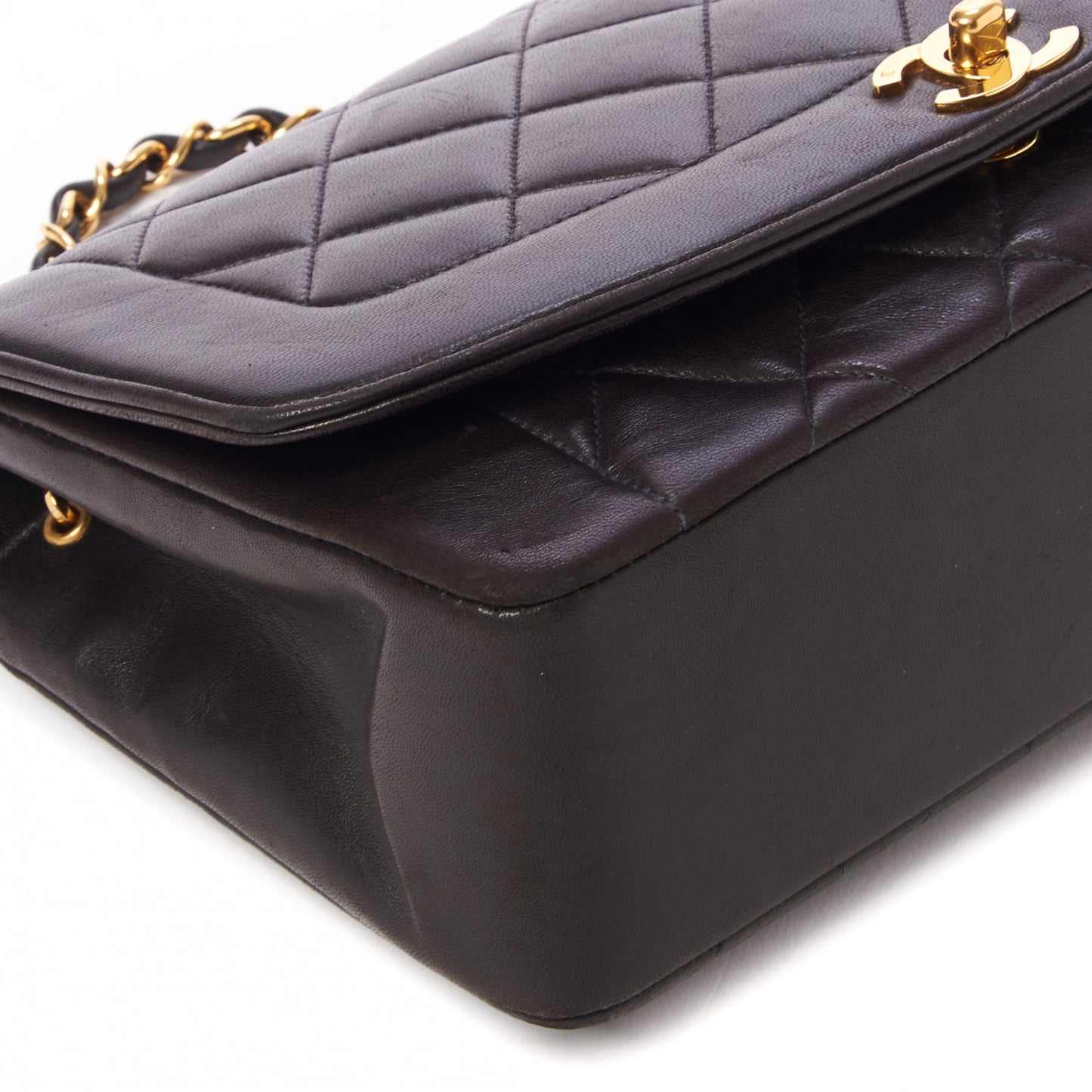 Lambskin Quilted Medium Single Flap Black