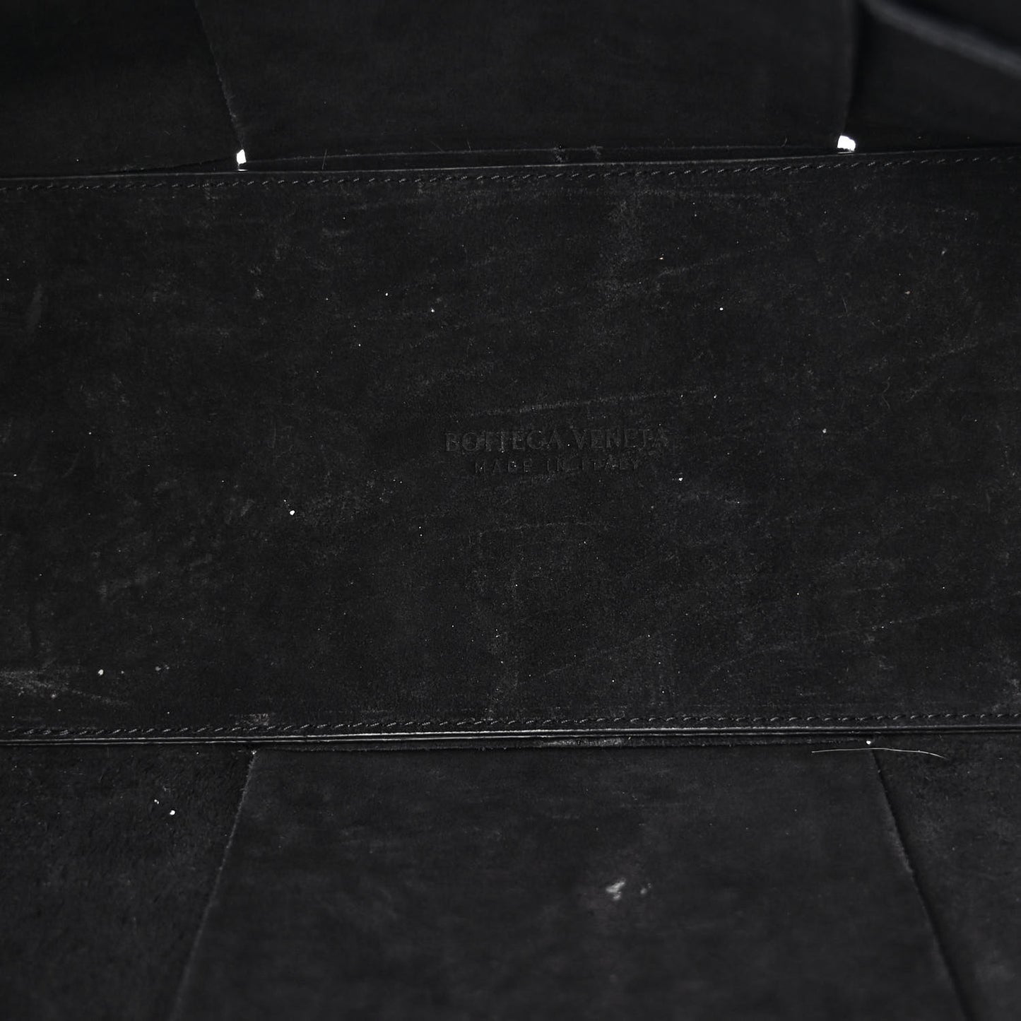 Grained Calfskin Maxi Intrecciato Arco Black