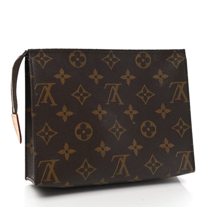 Louis Vuitton Monogram Toiletry Pouch 19 3 of 11