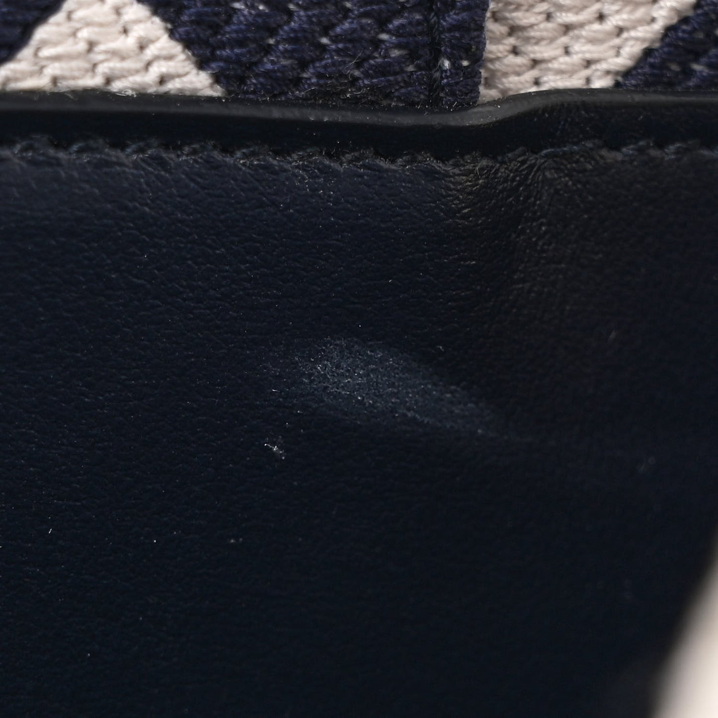 Jacquard Saffiano Triangolo Symbole Embroidered Small Tote Baltico Talco