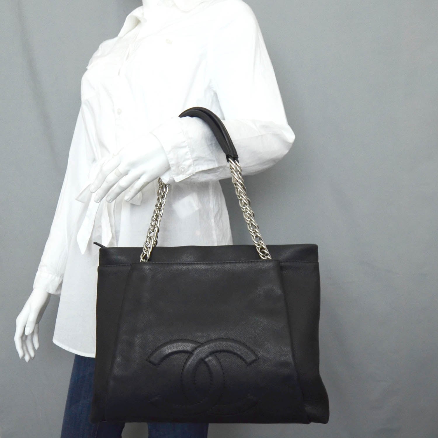 Chanel Caviar Leather CC Tote Black 2 of 9