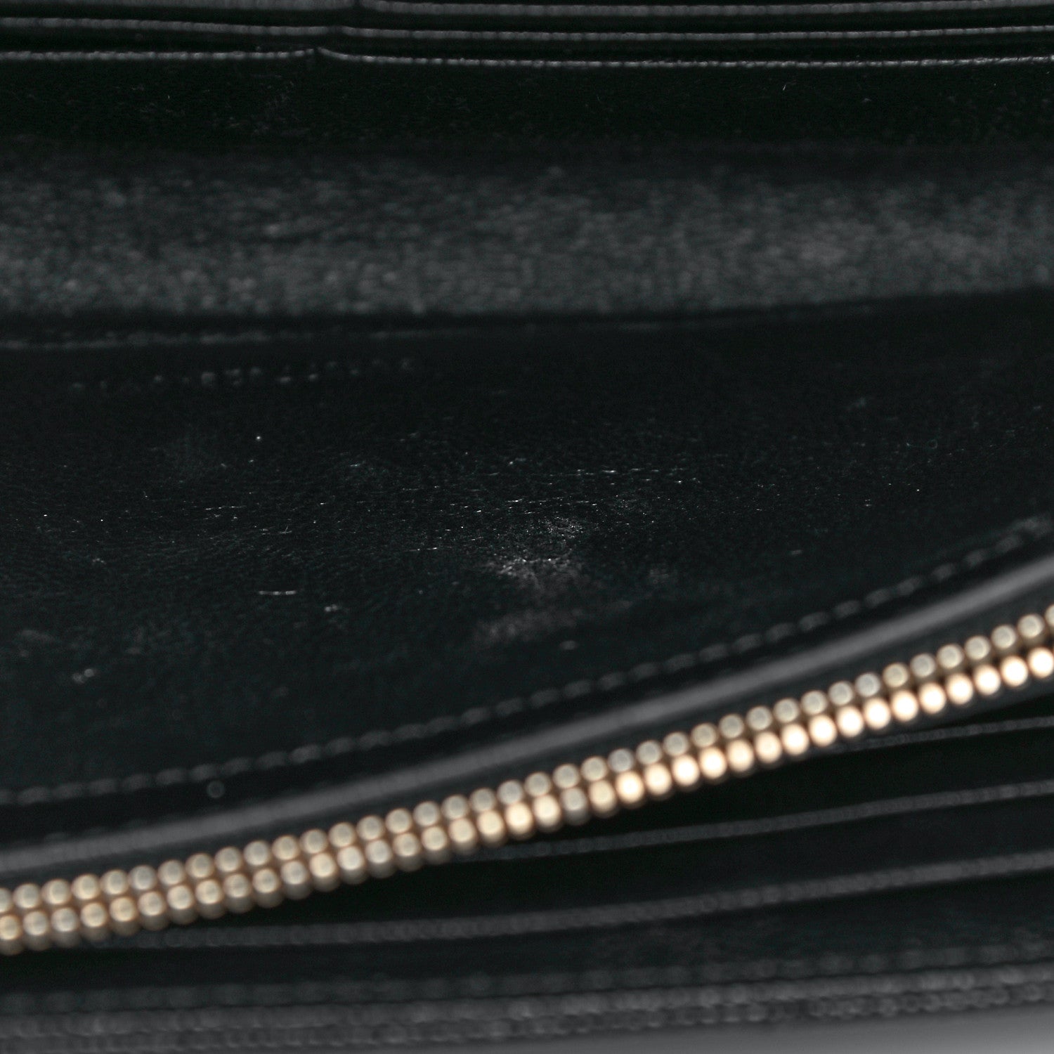 Saint Laurent Grain De Poudre Matelasse Chevron Monogram Chain Wallet Black 12 of 13