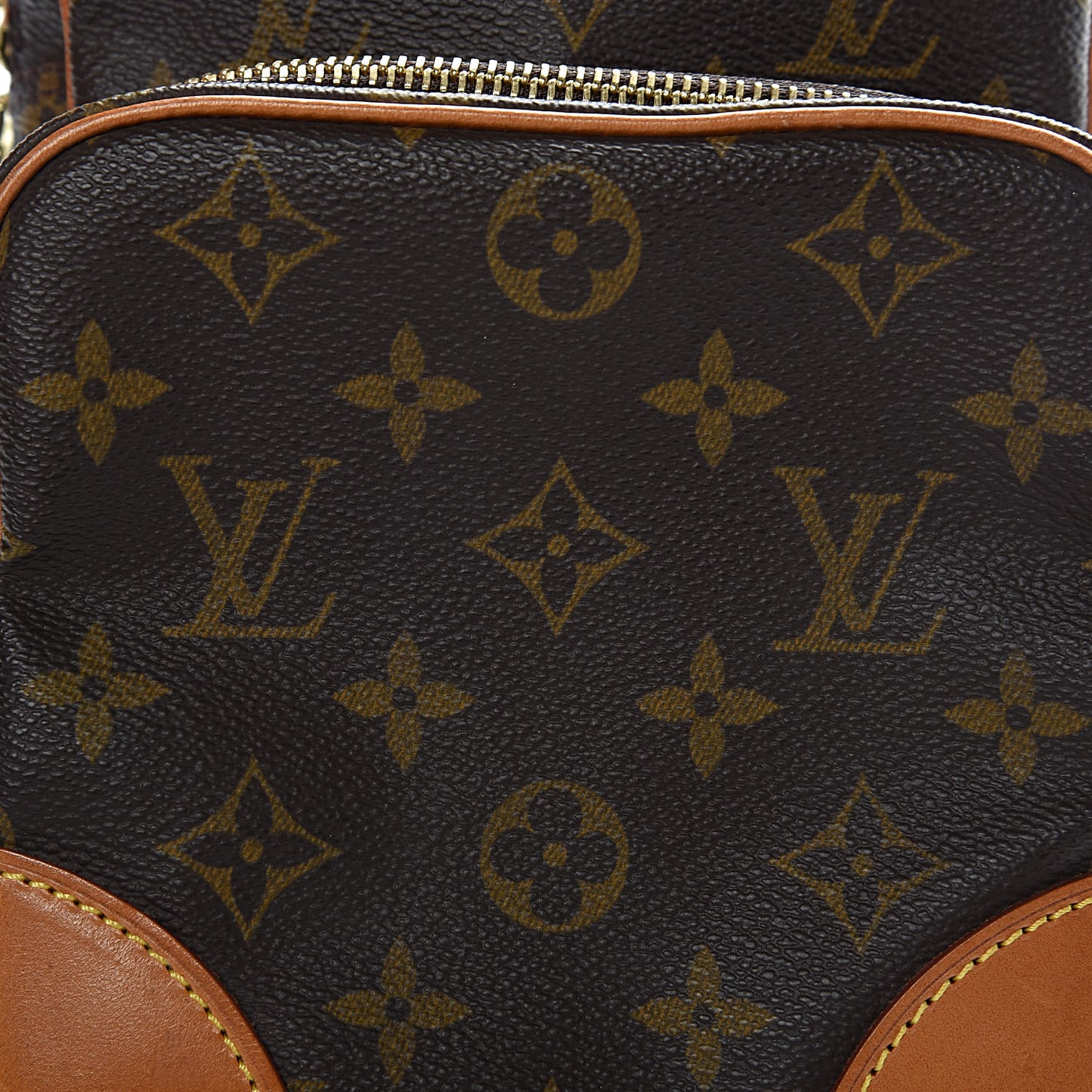 Monogram Amazone