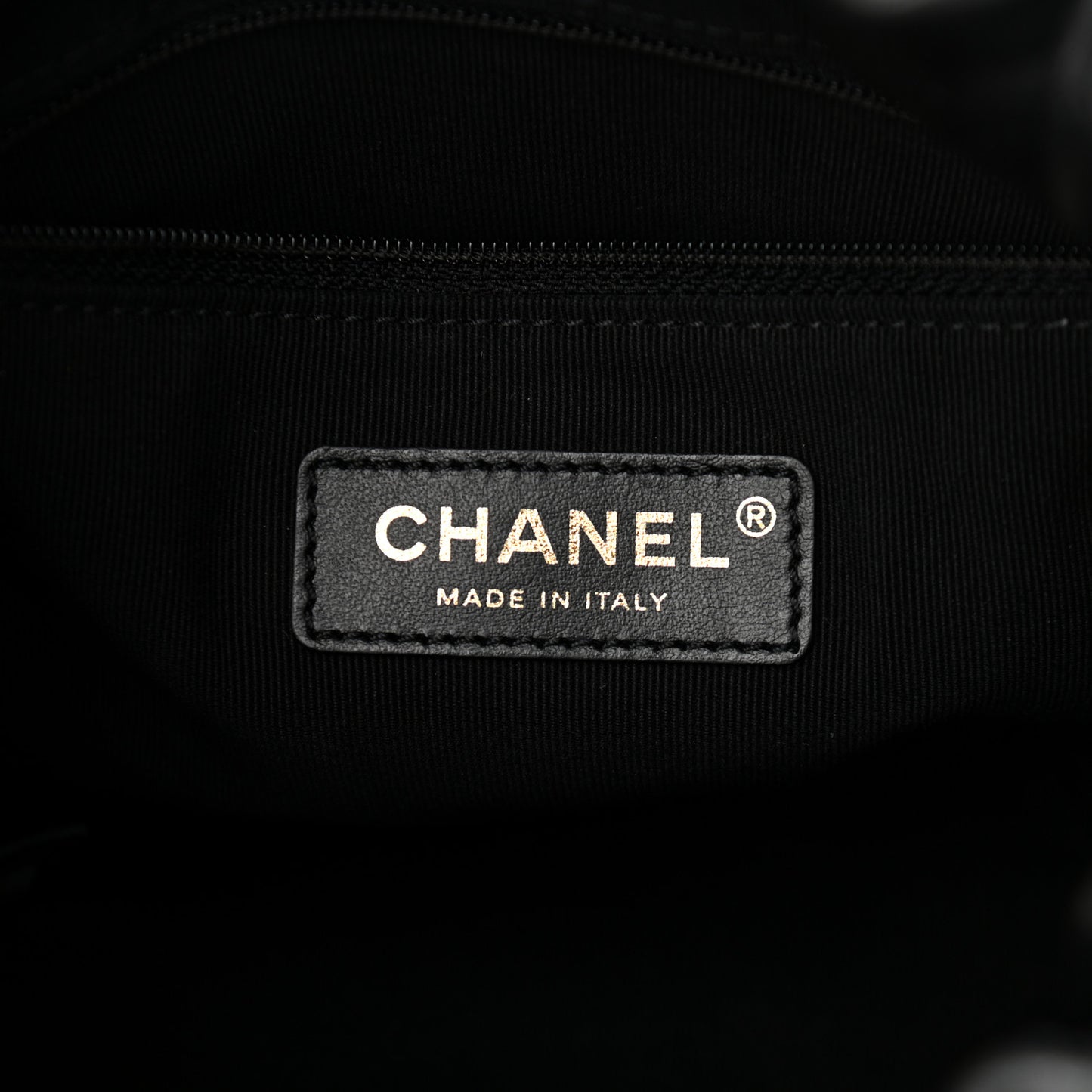 Lambskin Quilted Pearl About Pearls Drawstring Bag Black