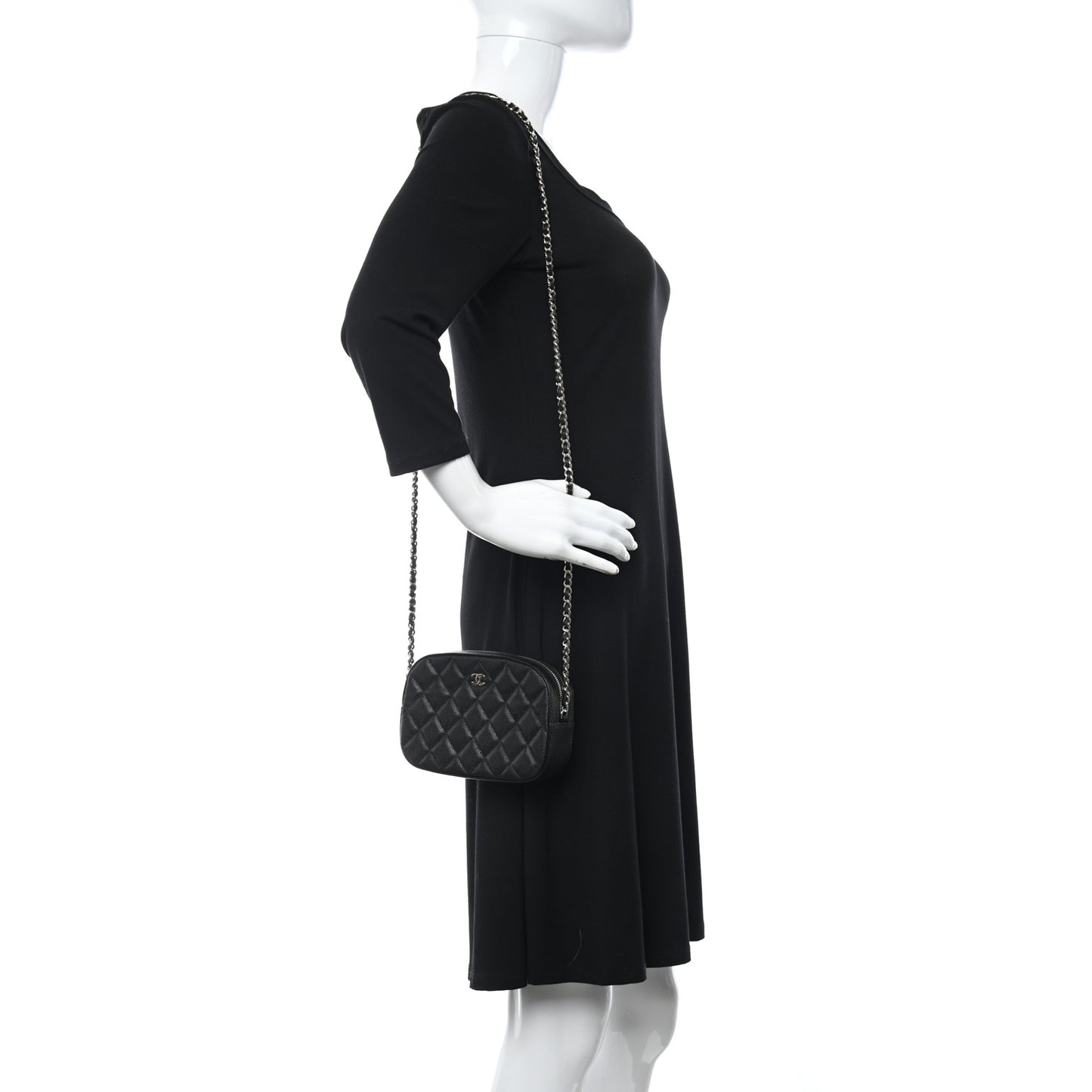 Caviar Quilted Vanity With Chain Black