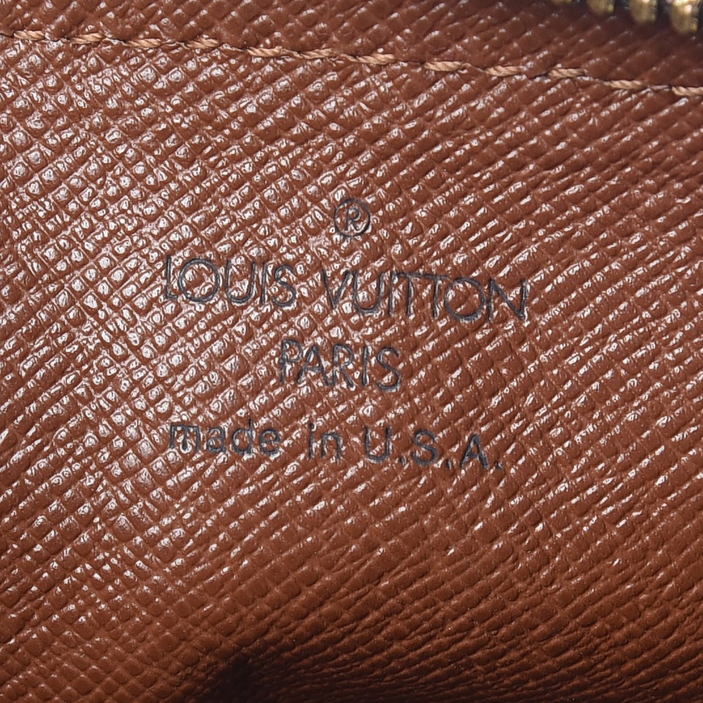 Monogram Papillon 26