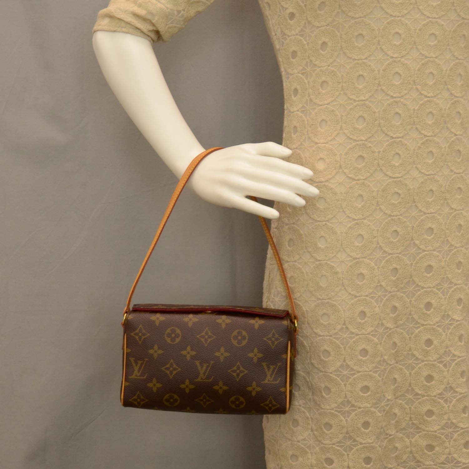 Louis Vuitton Monogram Recital 2 of 7