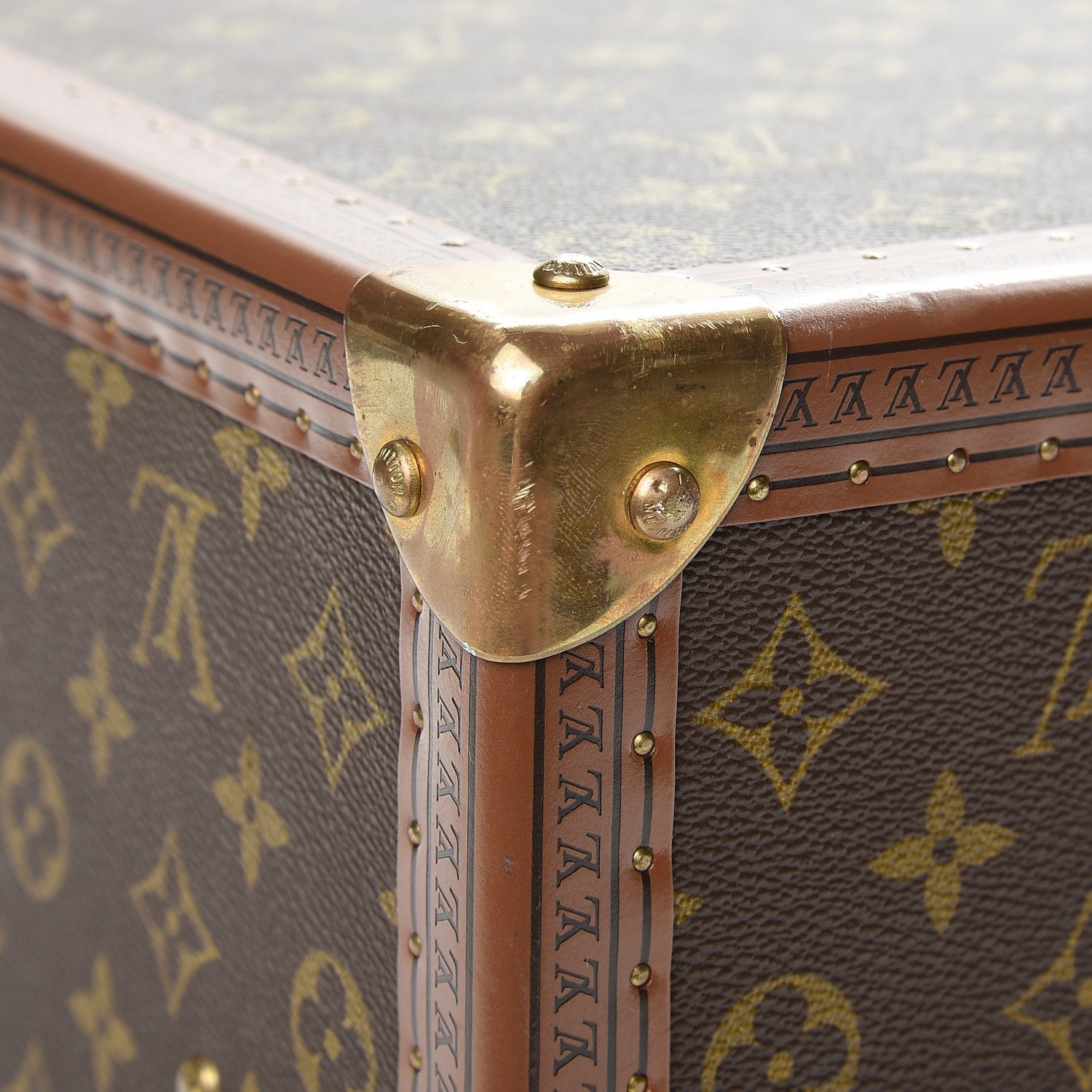 Louis Vuitton Monogram Bisten 55 11 of 15