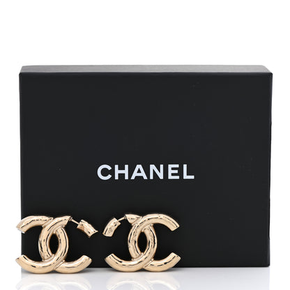 Chanel Metal Large CC Earrings Light Gold 5 of 5