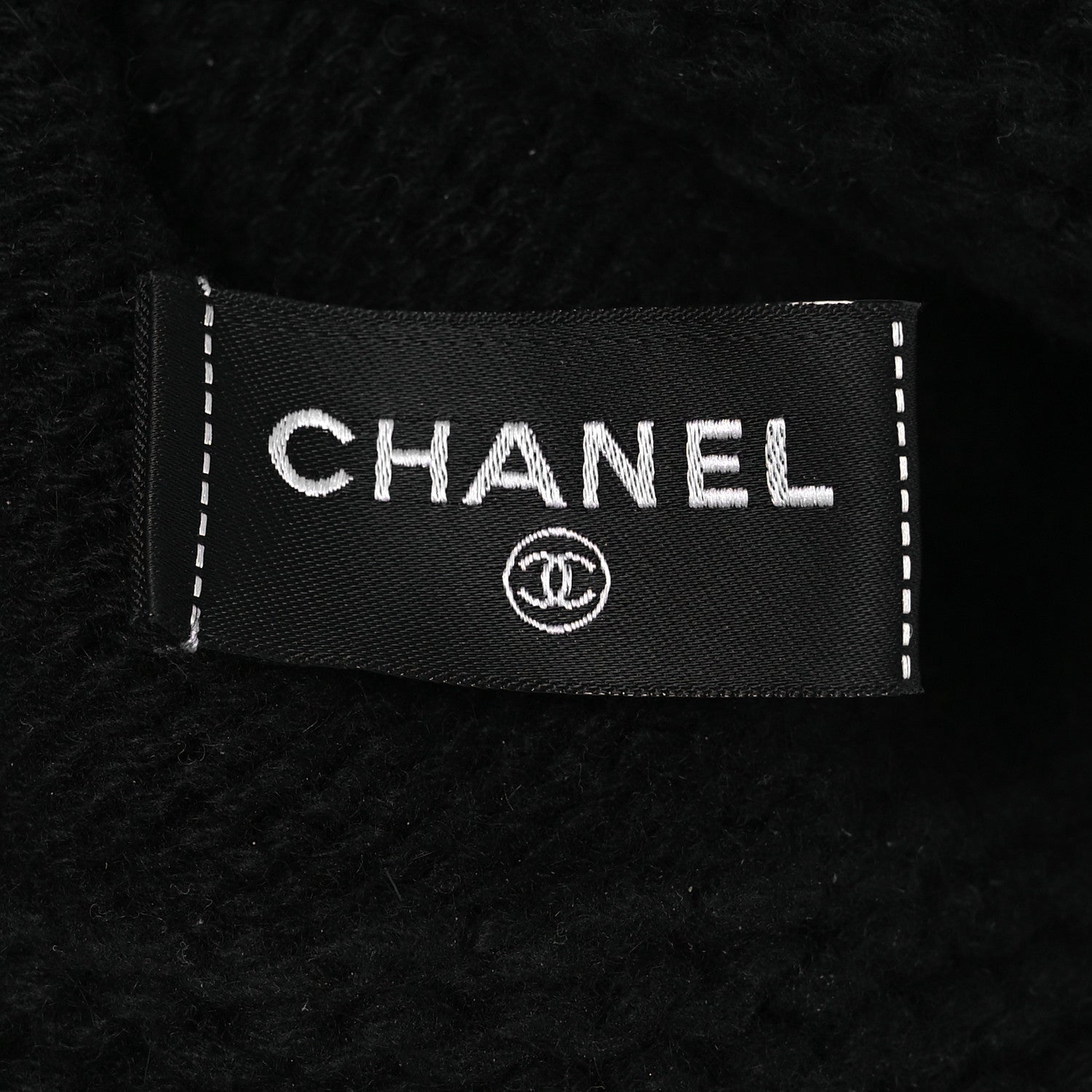 Chanel Cashmere Wool CC Beanie Hat Black Light Beige 5 of 7