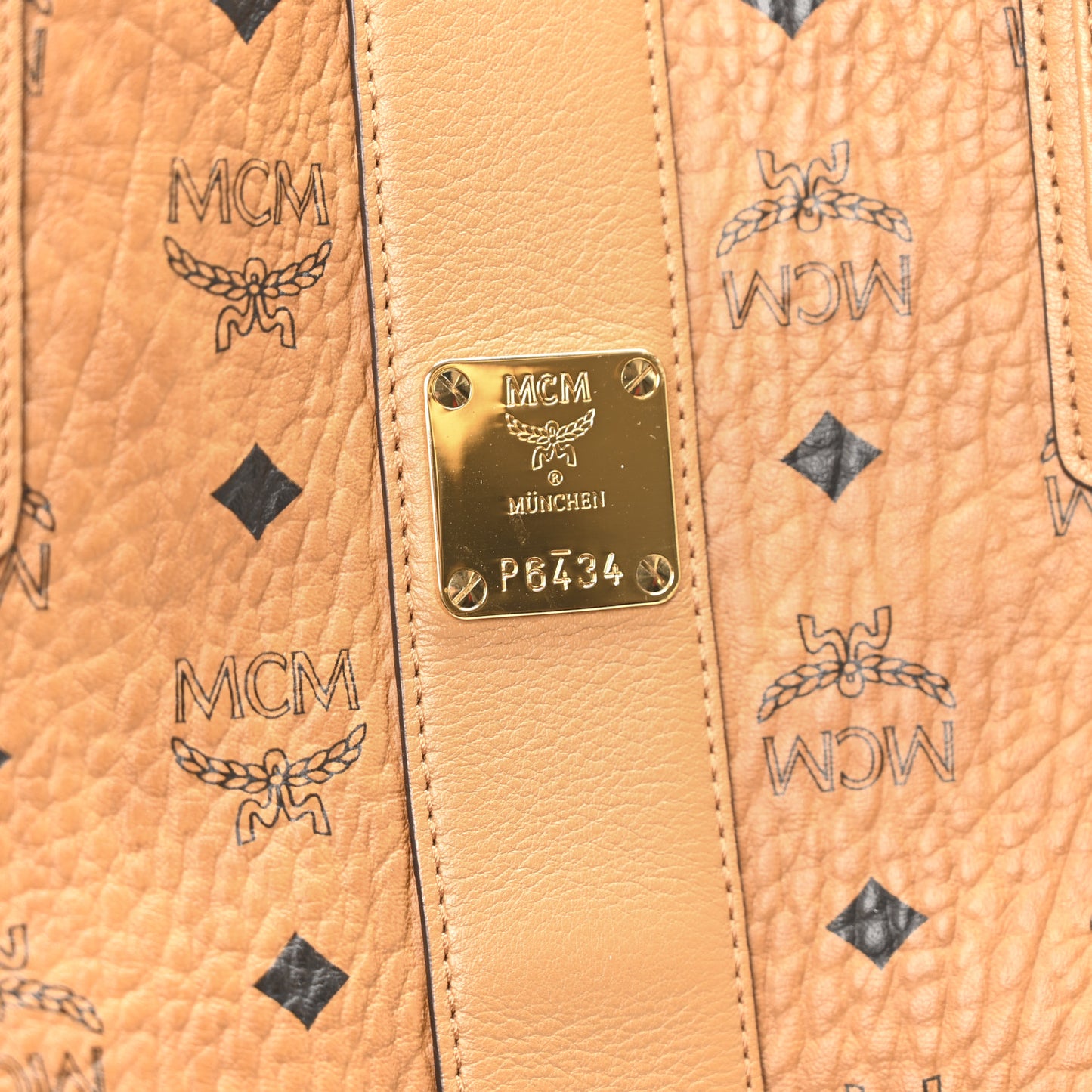 Visetos Medium Liz Reversible Shopper Tote Cognac